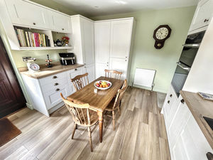 Photo 28- click for photo gallery